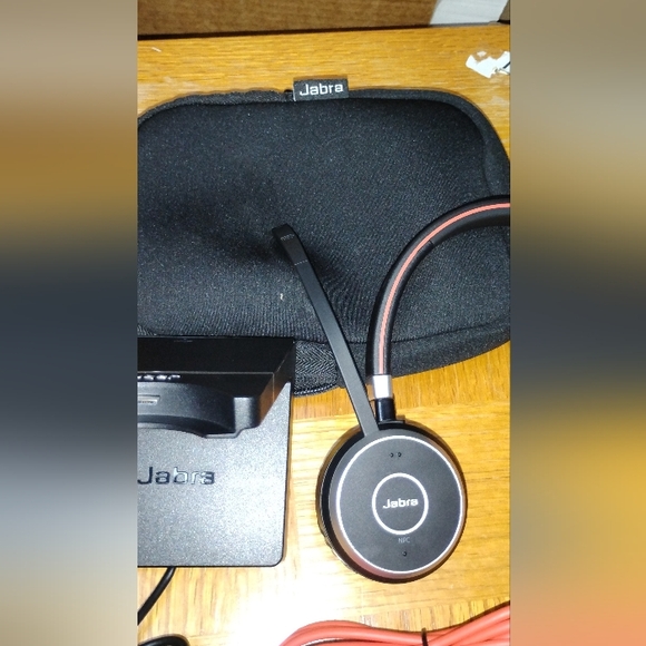 Jabra Evolve 65 Mono Wireless Bluetooth Headset With Charging Base HSC018W - Picture 5 of 8